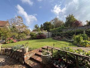 Photo 17- click for photo gallery